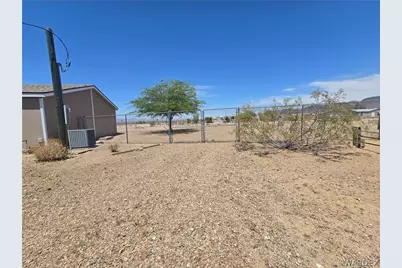 3482 W Malibu Road, Golden Valley, AZ 86413 - Photo 25