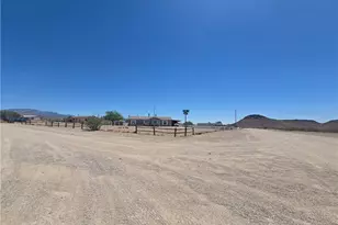 3482 W Malibu Rd, Golden Valley, AZ 86413 - Photo 23