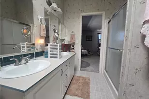 3482 W Malibu Rd, Golden Valley, AZ 86413 - Photo 19