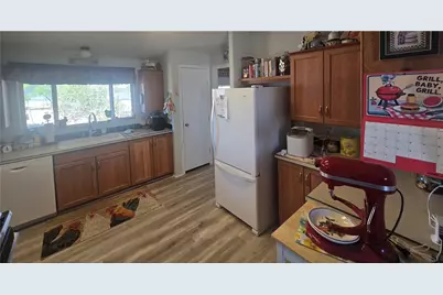 3482 W Malibu Road, Golden Valley, AZ 86413 - Photo 13