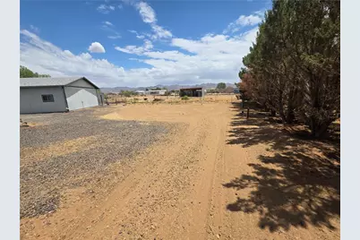 3634 N Hassayampa Road, Golden Valley, AZ 86413 - Photo 15