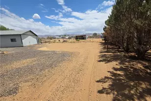 3634 N Hassayampa Rd, Golden Valley, AZ 86413 - Photo 15