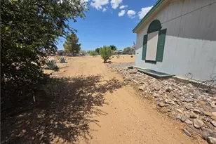 3634 N Hassayampa Rd, Golden Valley, AZ 86413 - Photo 13