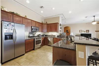 1041 Heritage Drive, Bullhead City, AZ 86429 - Photo 11