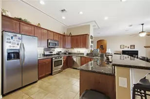 1041 Heritage Dr, Bullhead City, AZ 86429 - Photo 11