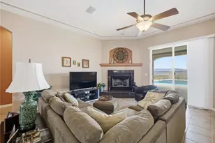 1041 Heritage Dr, Bullhead City, AZ 86429 - Photo 7