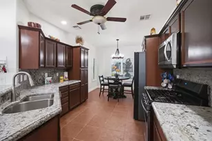 2021 E Lago Grande Ct, Fort Mohave, AZ 86426 - Photo 5