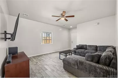 2895 E Suffock Avenue, Kingman, AZ 86409 - Photo 9