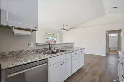 1804 E La Entrada Place, Fort Mohave, AZ 86426 - Photo 11