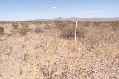 317-19-052 N Jerry Road, Dolan Springs, AZ 86441 - Photo 3