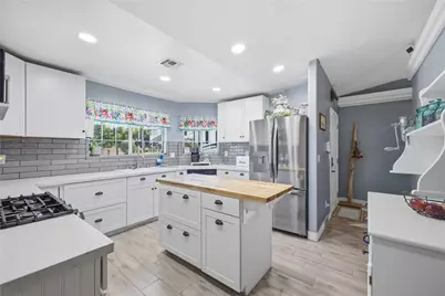 658 E Kingsley Street, Mohave Valley, AZ 86440 - Photo 15