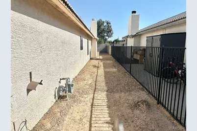 1538 Ash Avenue, Bullhead City, AZ 86442 - Photo 3