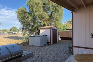 1368 Lincoln Ln, Bullhead City, AZ 86442 - Photo 25