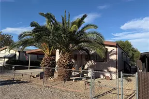 1368 Lincoln Ln, Bullhead City, AZ 86442 - Photo 3