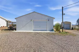 4342 N Cordes Rd, Golden Valley, AZ 86413 - Photo 37