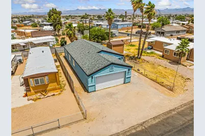 1840 Arrowhead, Bullhead City, AZ 86442 - Photo 3
