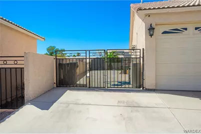 1951 E Pyramid Lake Place, Fort Mohave, AZ 86426 - Photo 7