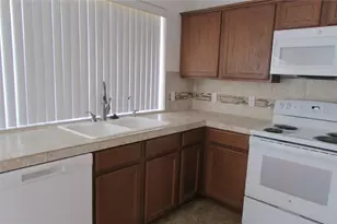 2402 E Prickly Pear Dr, Mohave Valley, AZ 86440 - Photo 5