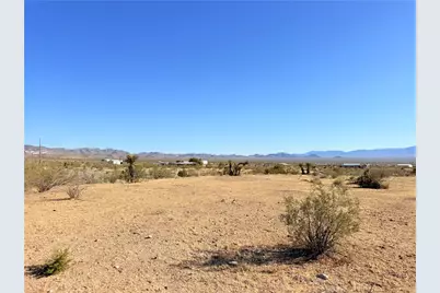 8 W Chuar, Golden Valley, AZ 86413 - Photo 5