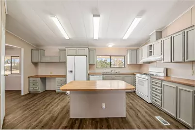 3369 N Marana Road, Golden Valley, AZ 86413 - Photo 17
