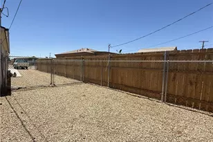 3207 E Northfield Ave, Kingman, AZ 86409 - Photo 15