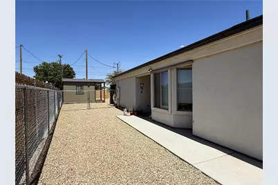 3207 E Northfield Avenue, Kingman, AZ 86409 - Photo 3