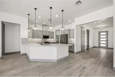 2920 Sidewheel Drive, Bullhead City, AZ 86429 - Photo 25