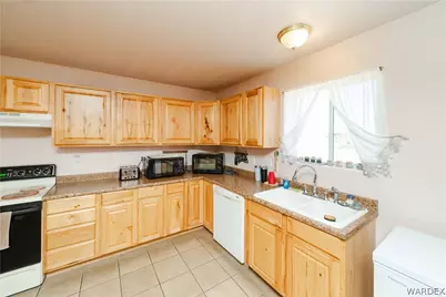 7635 W Abrigo Drive, Golden Valley, AZ 86413 - Photo 7