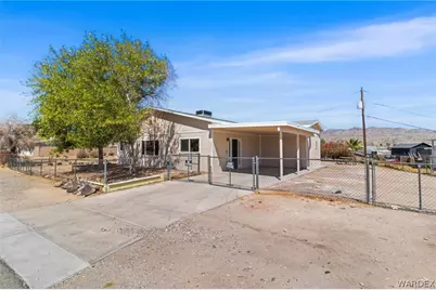 1811 Sea Breeze Lane, Bullhead City, AZ 86442 - Photo 1