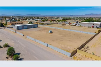 5481 S Calle Del Media, Fort Mohave, AZ 86426 - Photo 15