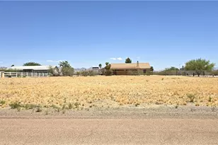 3654 N Saturn Rd, Golden Valley, AZ 86413 - Photo 1
