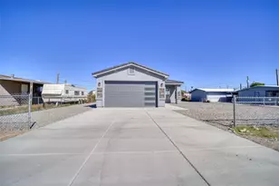 677 Cherry Blossom Ln, Bullhead City, AZ 86442 - Photo 75