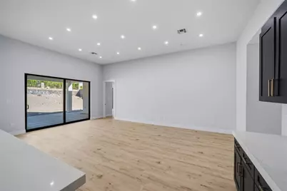 3456 Sunglow Drive, Bullhead City, AZ 86429 - Photo 9