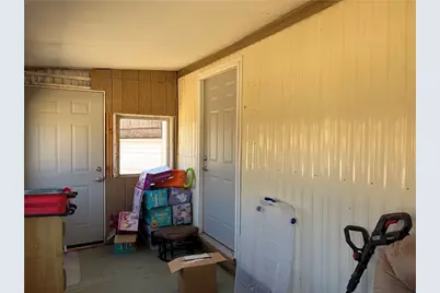 2560 E Snavely Avenue, Kingman, AZ 86409 - Photo 23