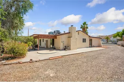 1807 Escalera Circle, Bullhead City, AZ 86442 - Photo 9