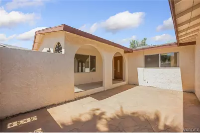 1807 Escalera Circle, Bullhead City, AZ 86442 - Photo 15