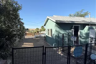 625 Court St, Kingman, AZ 86401 - Photo 1