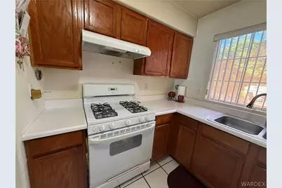 1647 Lynn Drive, Bullhead City, AZ 86442 - Photo 15