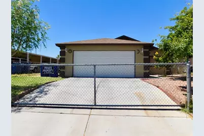 1647 Lynn Drive, Bullhead City, AZ 86442 - Photo 1