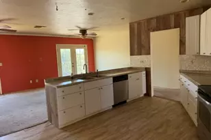 6787 W Burro Dr, Golden Valley, AZ 86413 - Photo 9