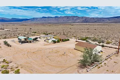 8990 E Colorado Drive, Kingman, AZ 86401 - Photo 29