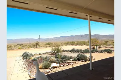 8990 E Colorado Drive, Kingman, AZ 86401 - Photo 9