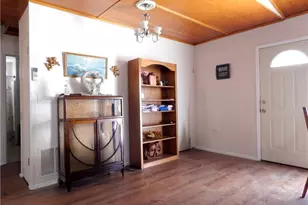 8990 E Colorado Dr, Kingman, AZ 86401 - Photo 17