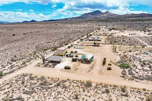 8990 E Colorado Dr, Kingman, AZ 86401 - Photo 5