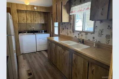 2304 E Thompson Avenue, Kingman, AZ 86409 - Photo 15