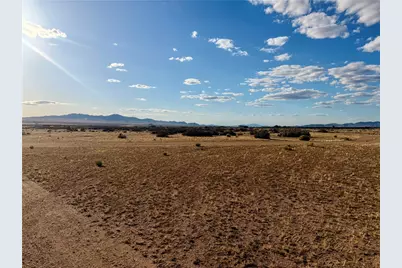 340-18-088B Sacaton Ave, Dolan Springs, AZ 86441 - Photo 7