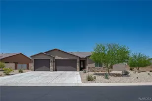 2921 Steamboat Dr, Bullhead City, AZ 86429 - Photo 5