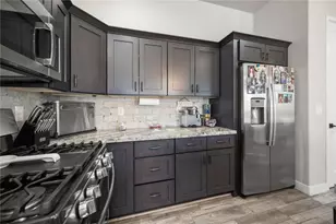 2921 Steamboat Dr, Bullhead City, AZ 86429 - Photo 25
