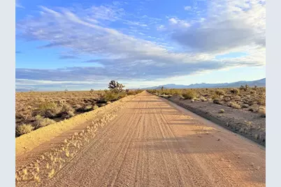 20030 S Billy The Kid Road, Yucca, AZ 86438 - Photo 3