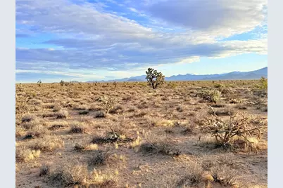 20030 S Billy The Kid Road, Yucca, AZ 86438 - Photo 15